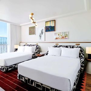 Chambre Accessible aux Personnes Malentendantes Lit Queen-Size
